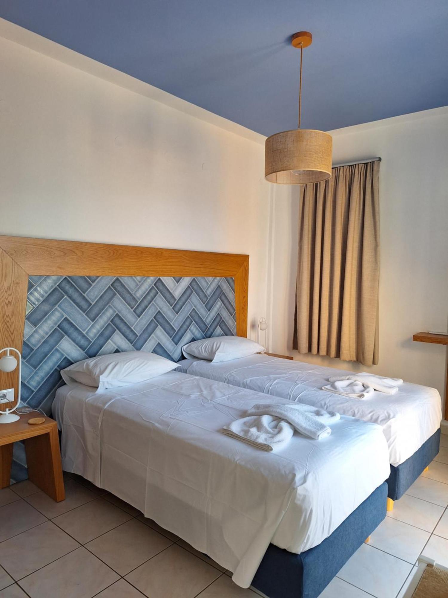 קליבס Artemis Apartments מראה חיצוני תמונה
