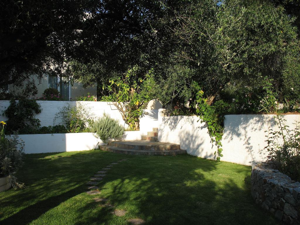 קליבס Artemis Apartments מראה חיצוני תמונה