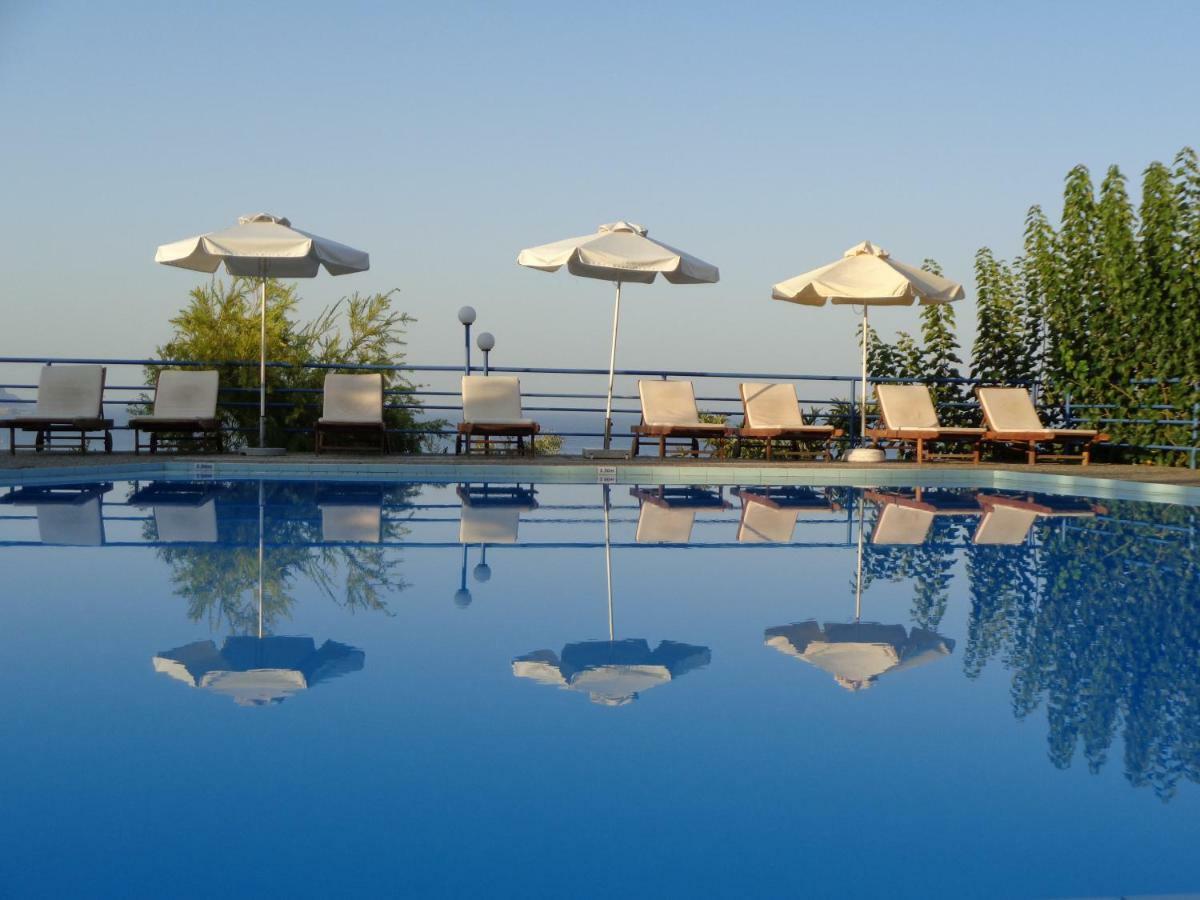 קליבס Artemis Apartments מראה חיצוני תמונה